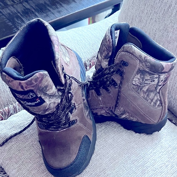 Rocky Kids' Outdoor Boots in Brown and Black - Picture 10 of 13